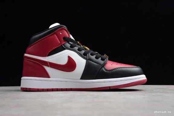 CZ4385-016 (W) Black CZ4385-016  SE  Beetroot Mid Jordan Dark 1 1011
